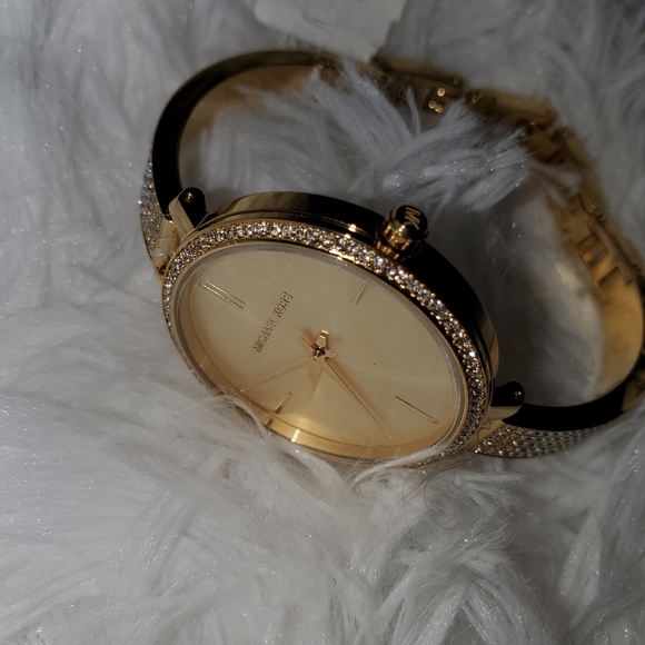 Michael Kors Womens Jaryn Pave Analog Bangle watch model 3784 - Picture 4 of 6